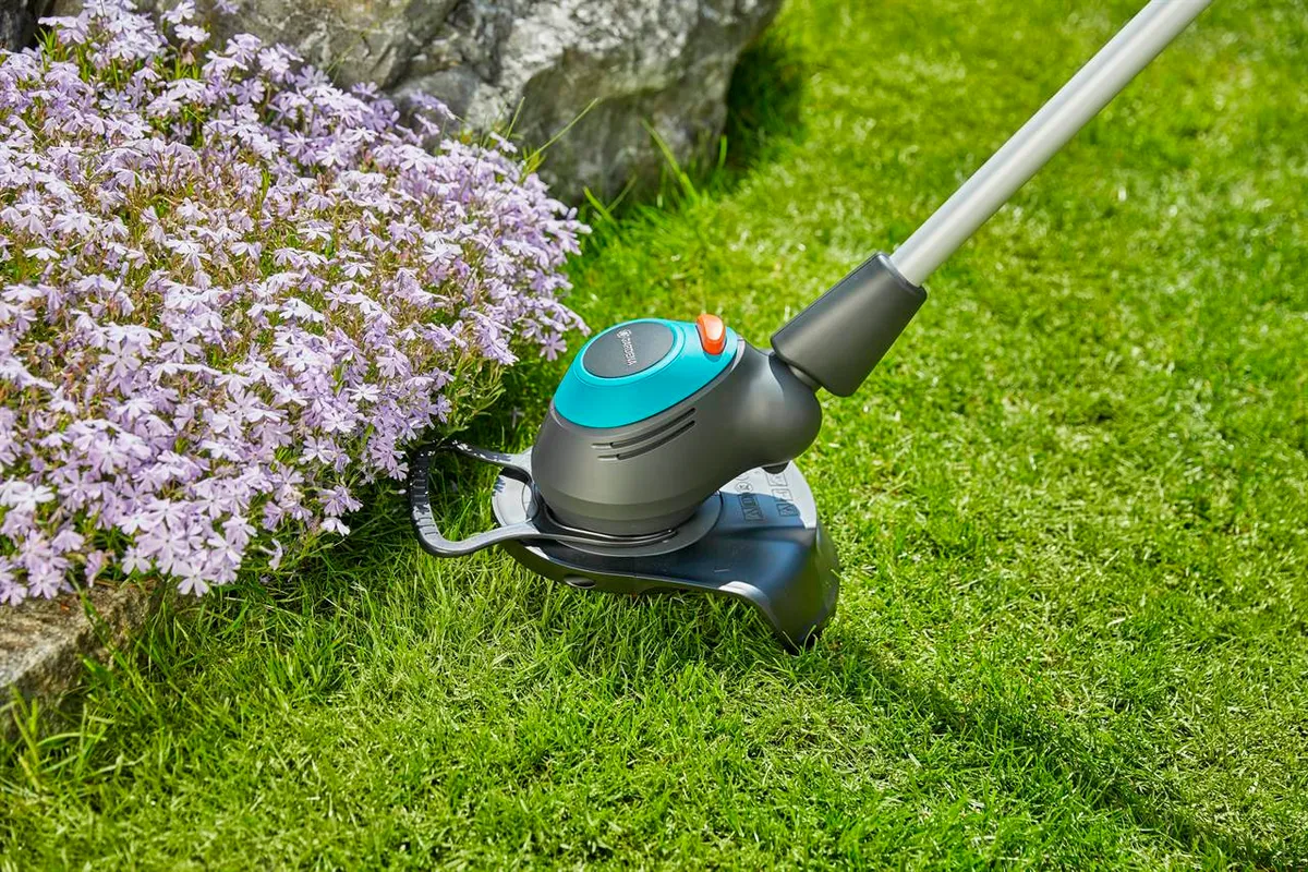 Bordeadora Eléctrica Gardena 450 — foto 2
