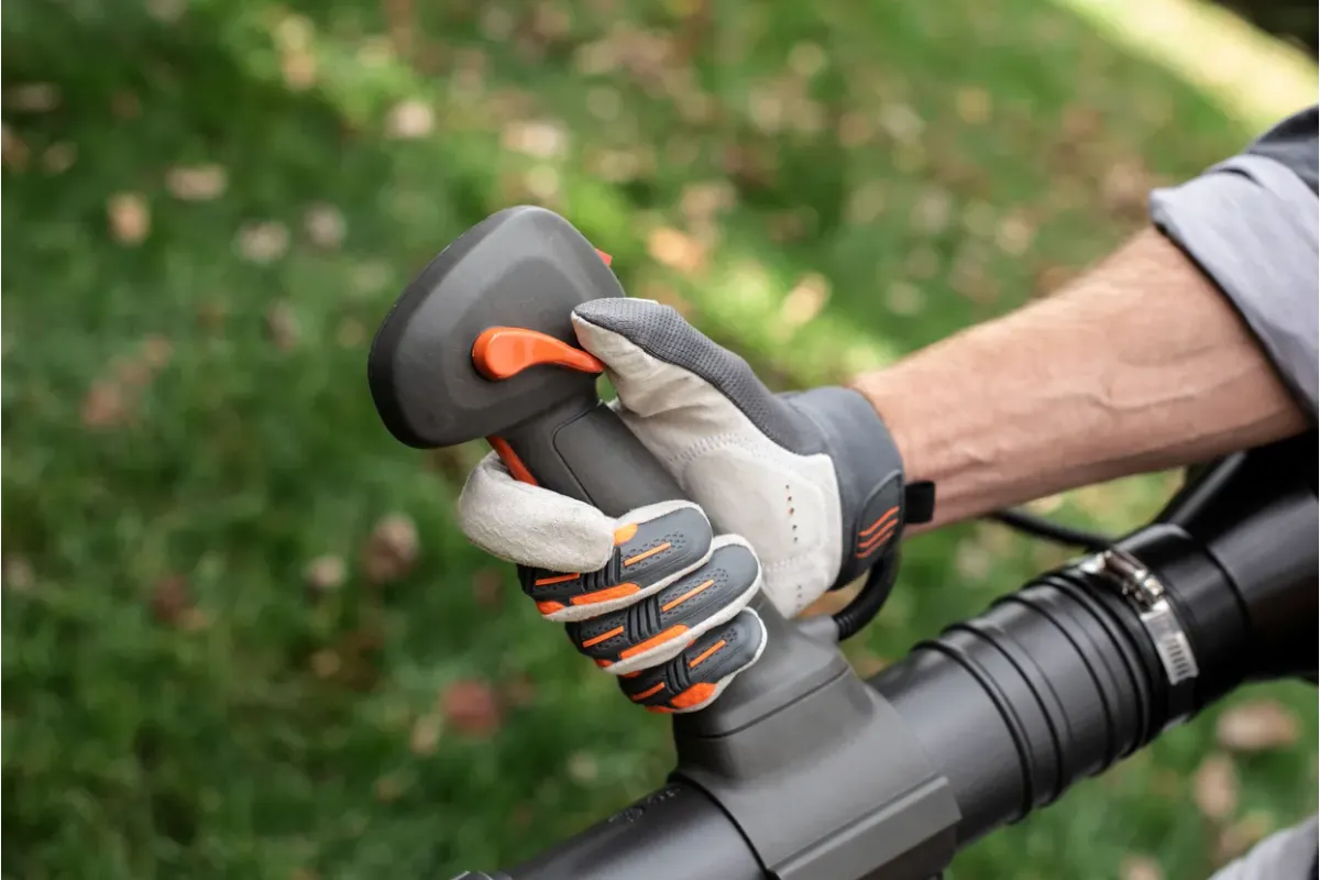 Soplador Husqvarna 345BT — foto 5